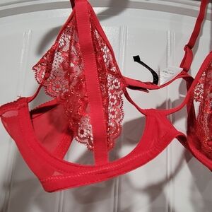 Venus Red Shear Laced Underwired Bra